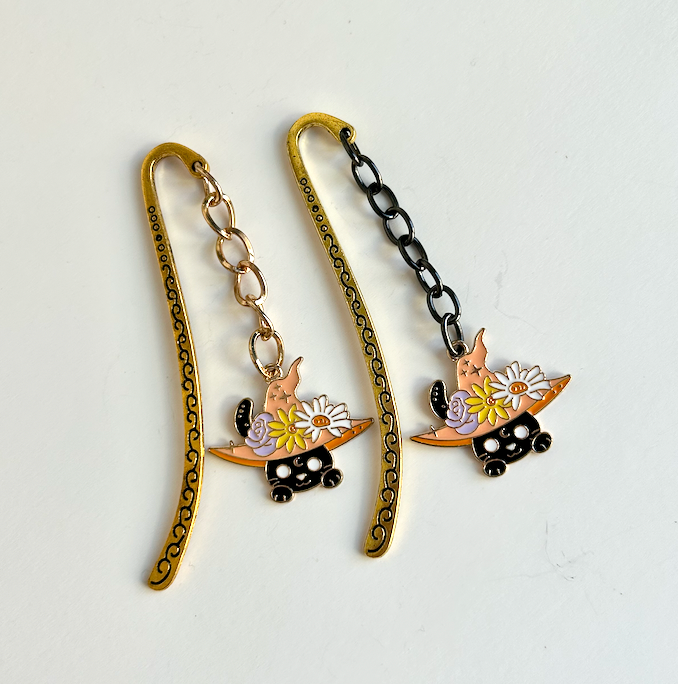 Witchy Cat β Cat With Hat Charm Bookmark