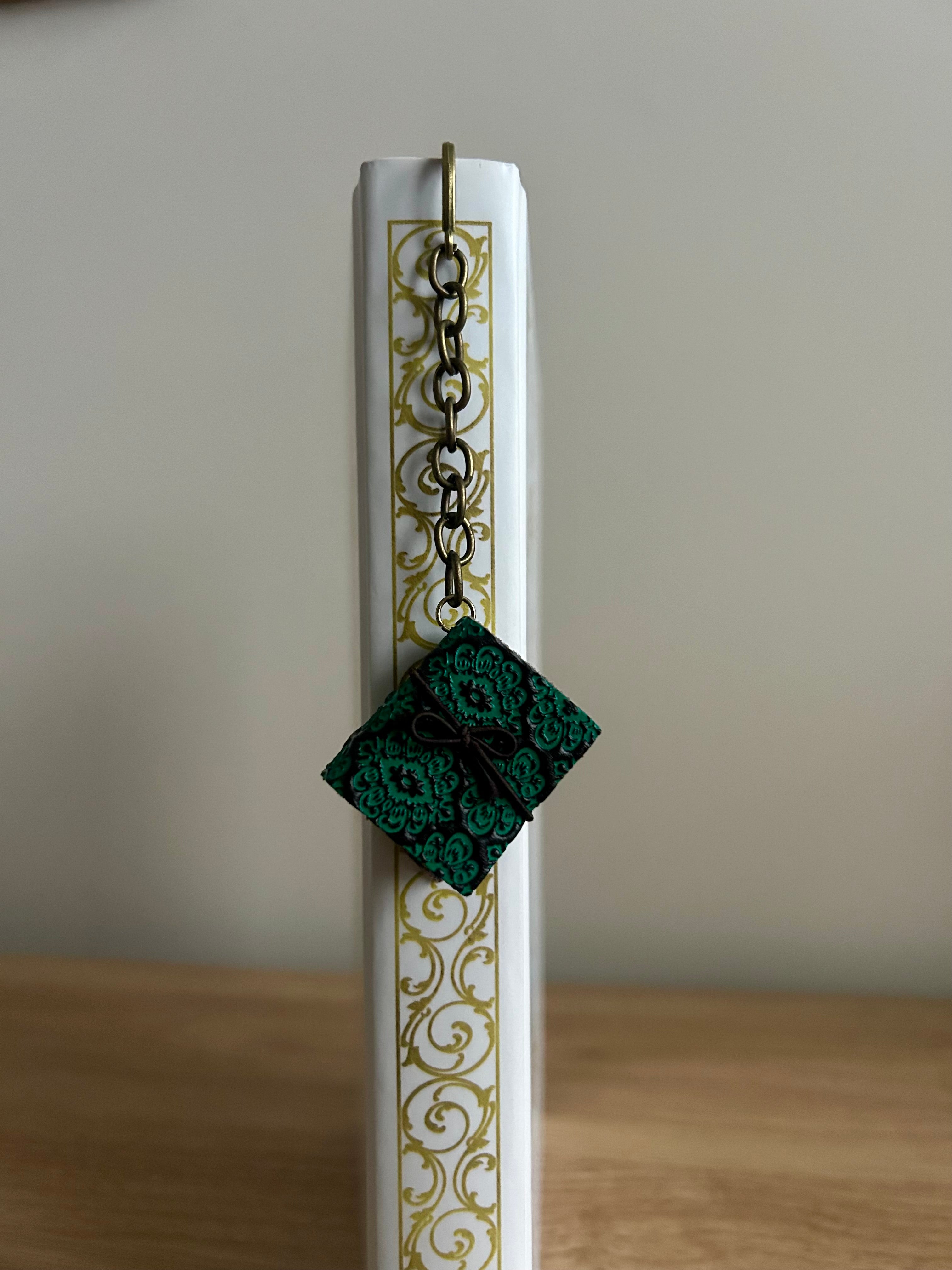 Storybook - Charm Bookmark-zoom-2