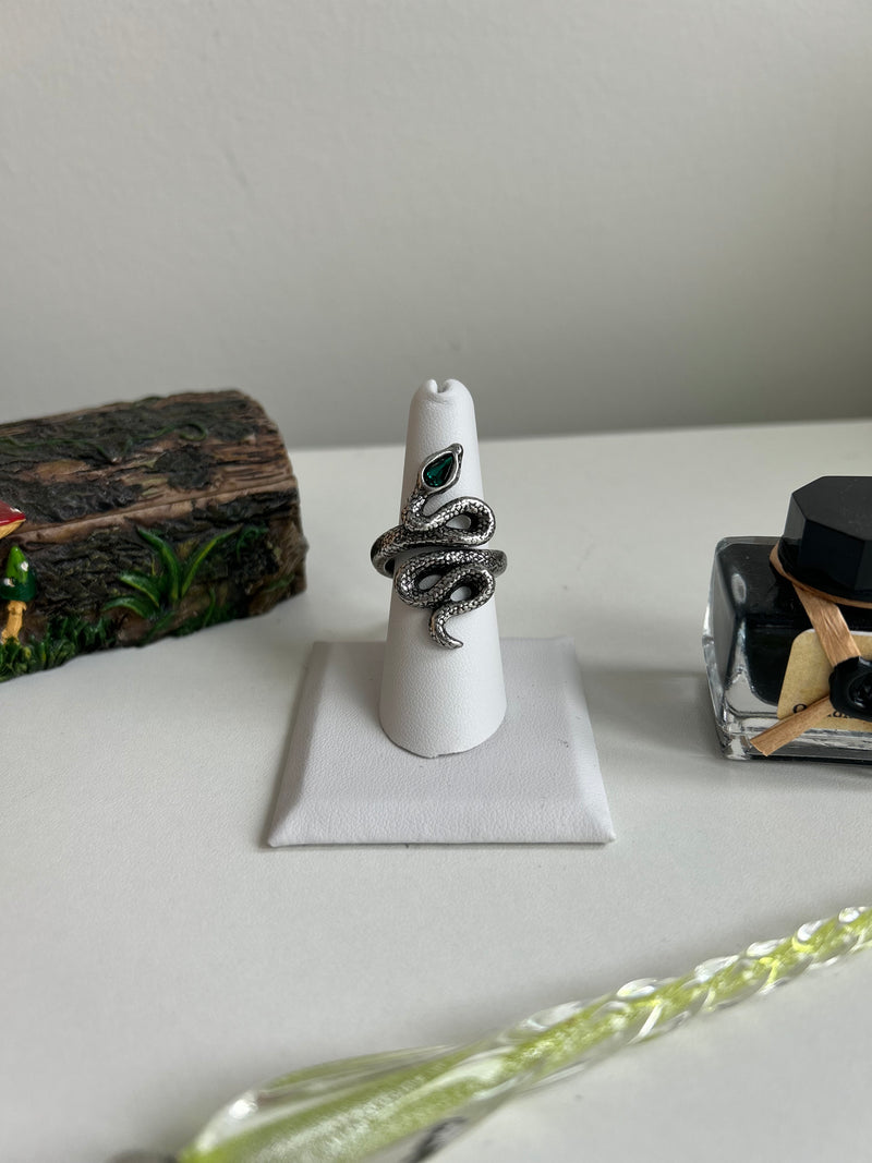 Serpent's Ambition Ring-zoom-