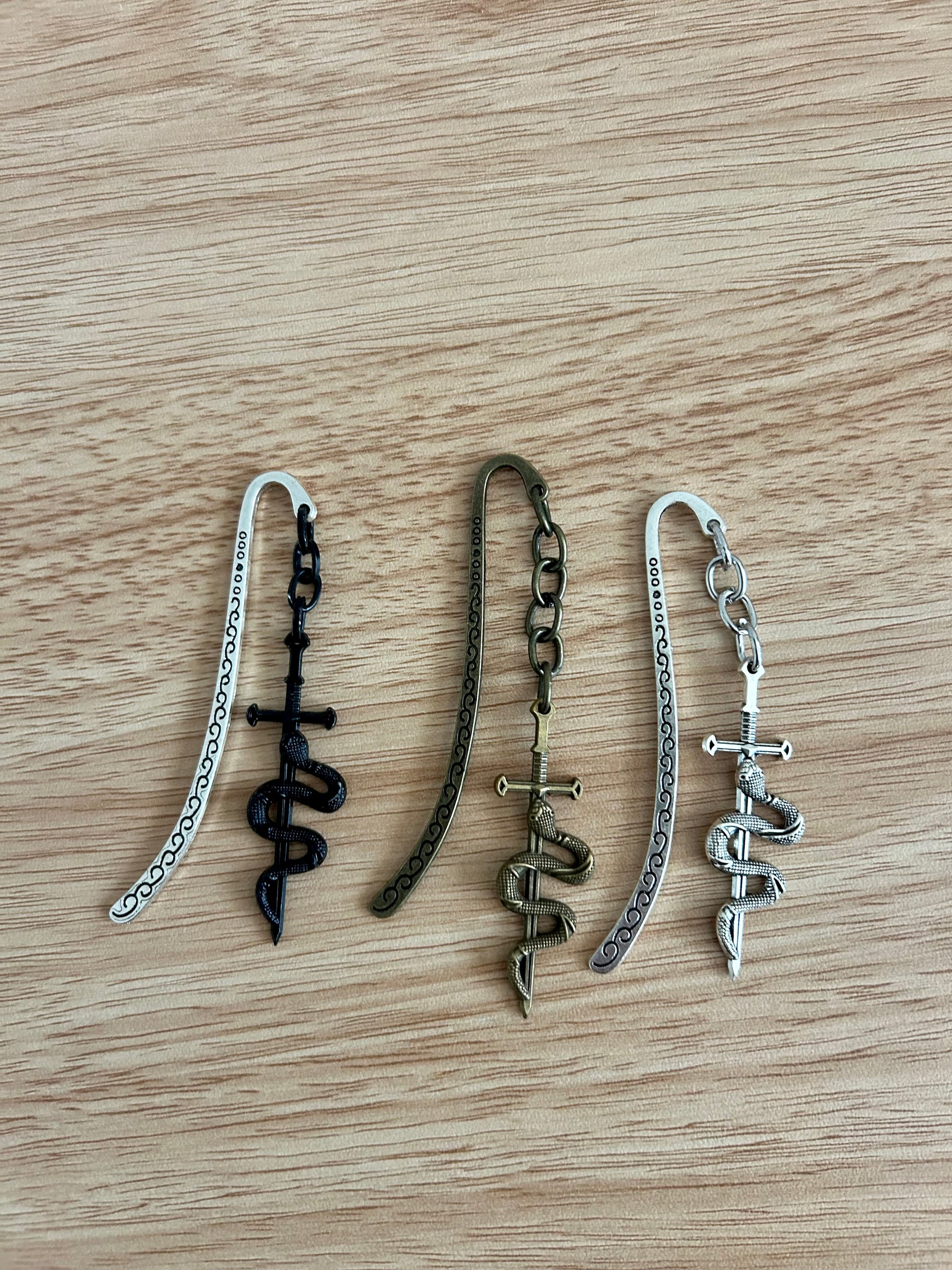 Serpentblade – Sword & Serpent Charm Bookmark-1