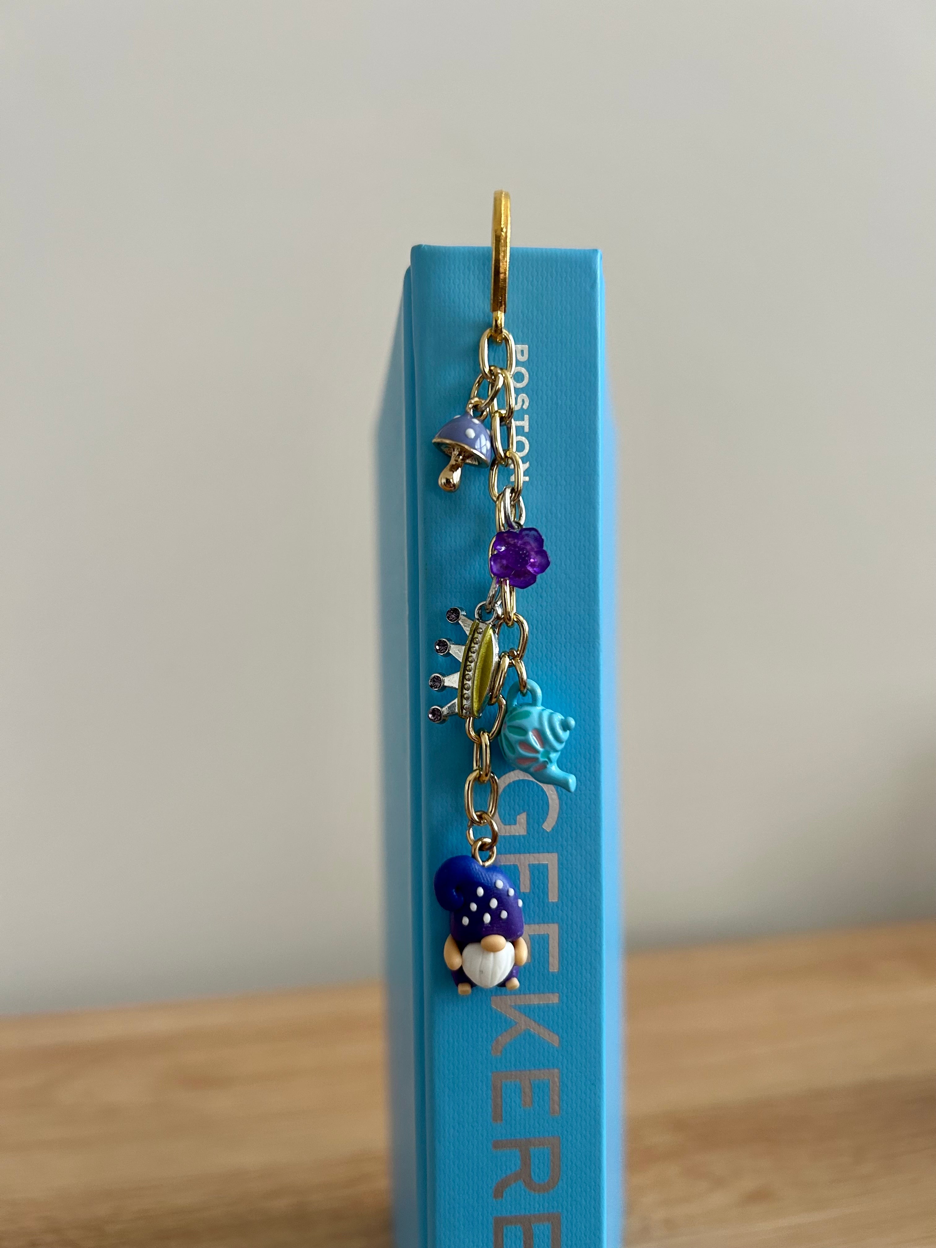 Gnome – Whimsical Cottagecore Charm Bookmark-zoom-2