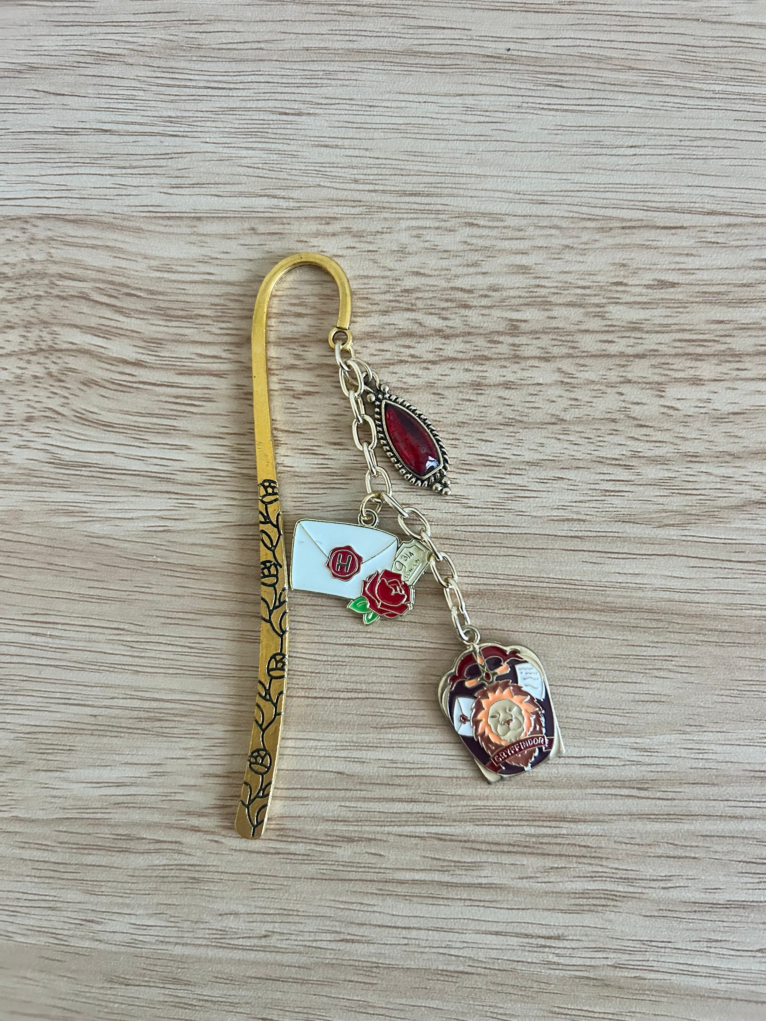 House of Bravery - Wizard House Bookmark-zoom-1