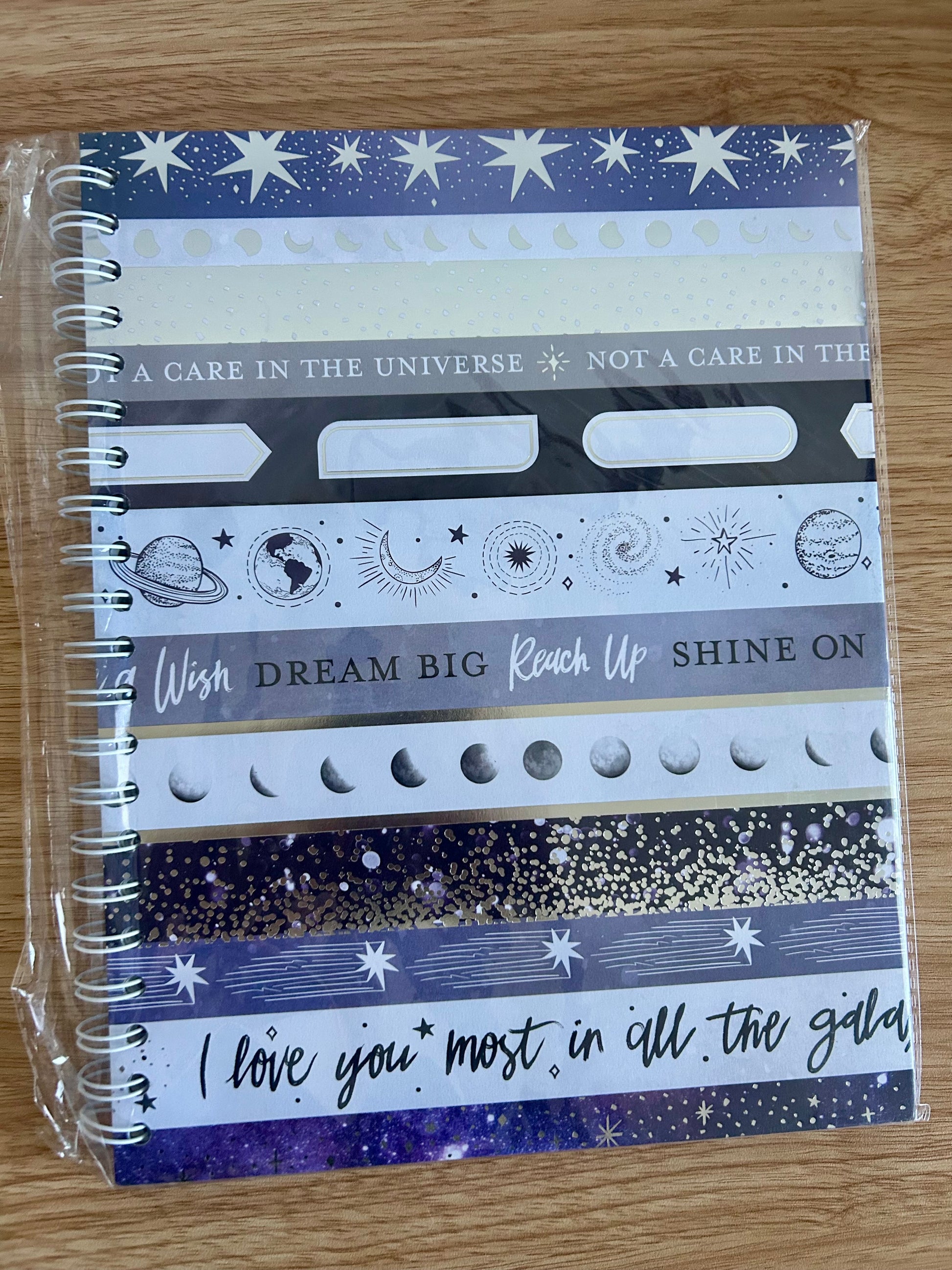 8.5x11 Romantasy Classic Reading Journal-4