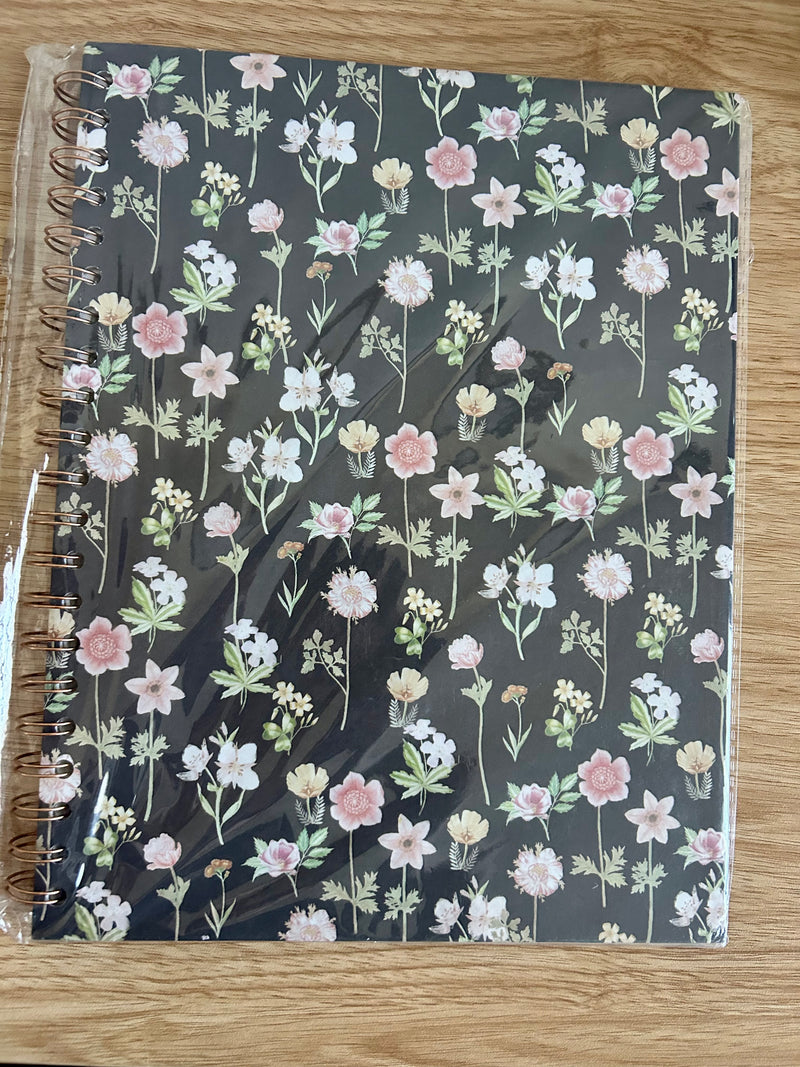 8.5x11 Witchy Reading Junk Journal-zoom-