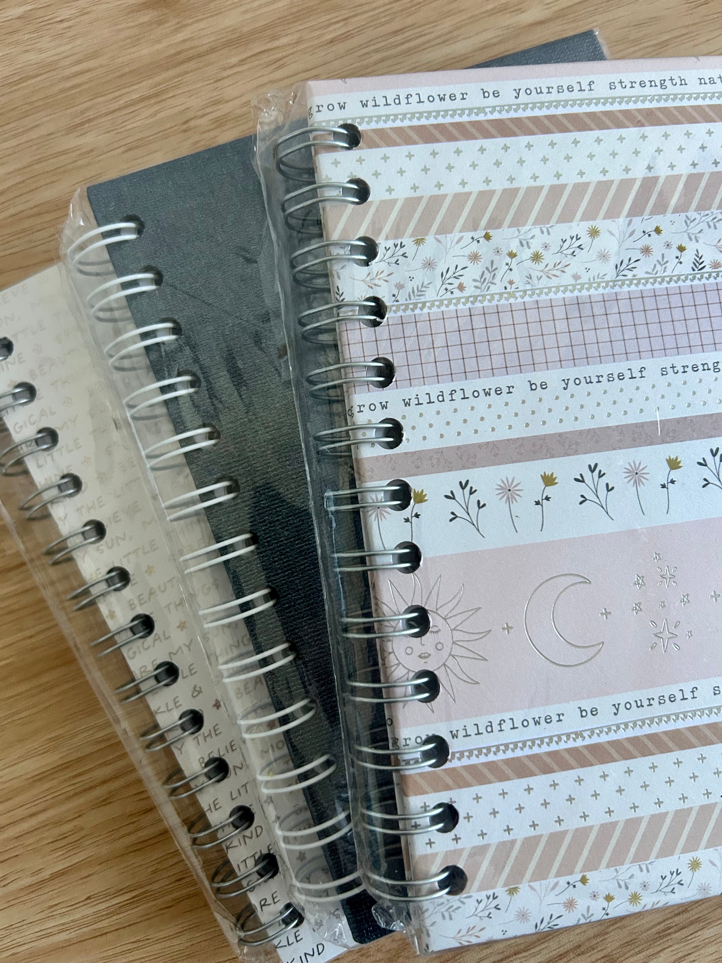 5x7 Romantasy Classic Reading Journal-zoom-1