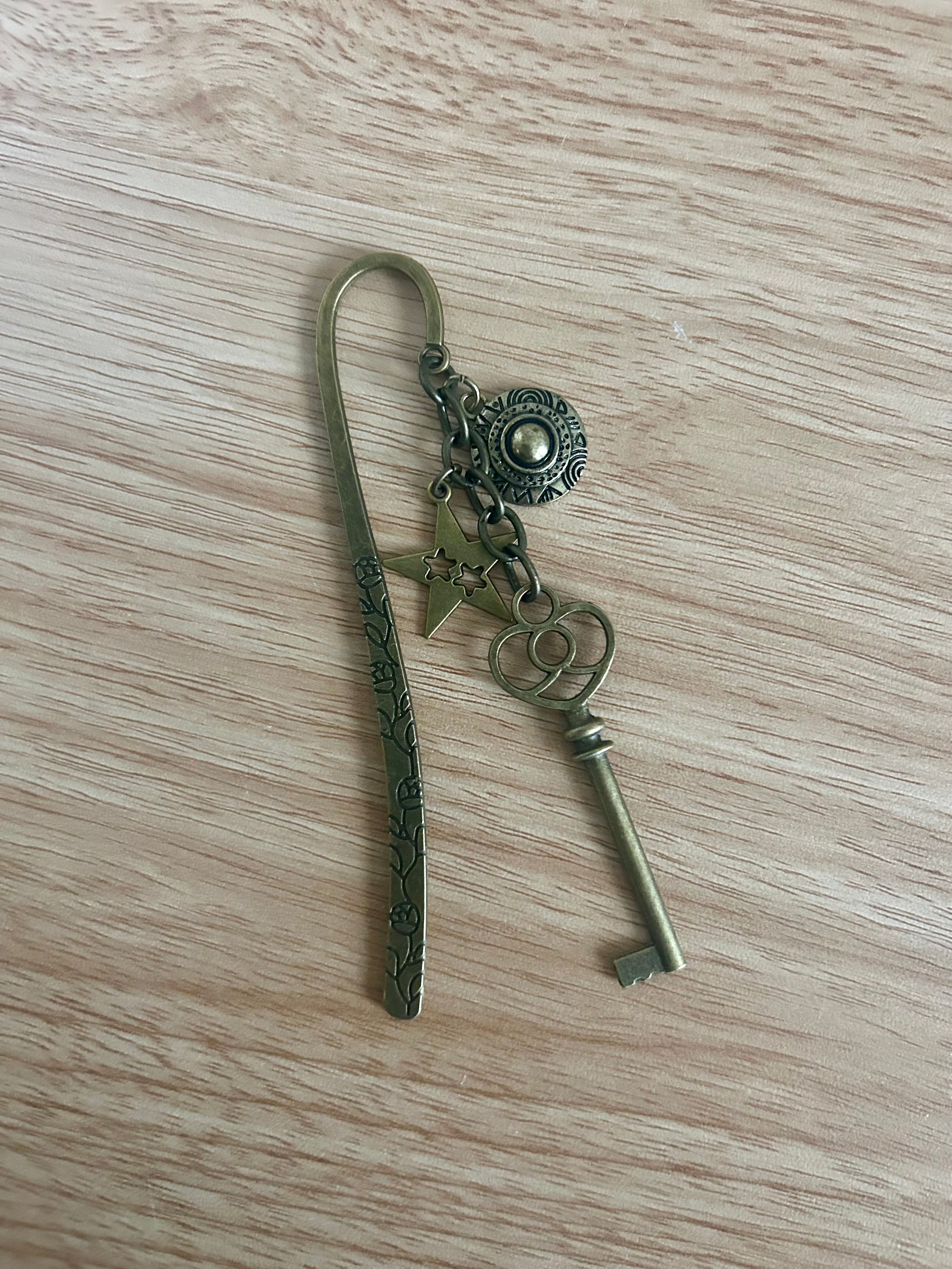 Star Key Bookmark-zoom-1