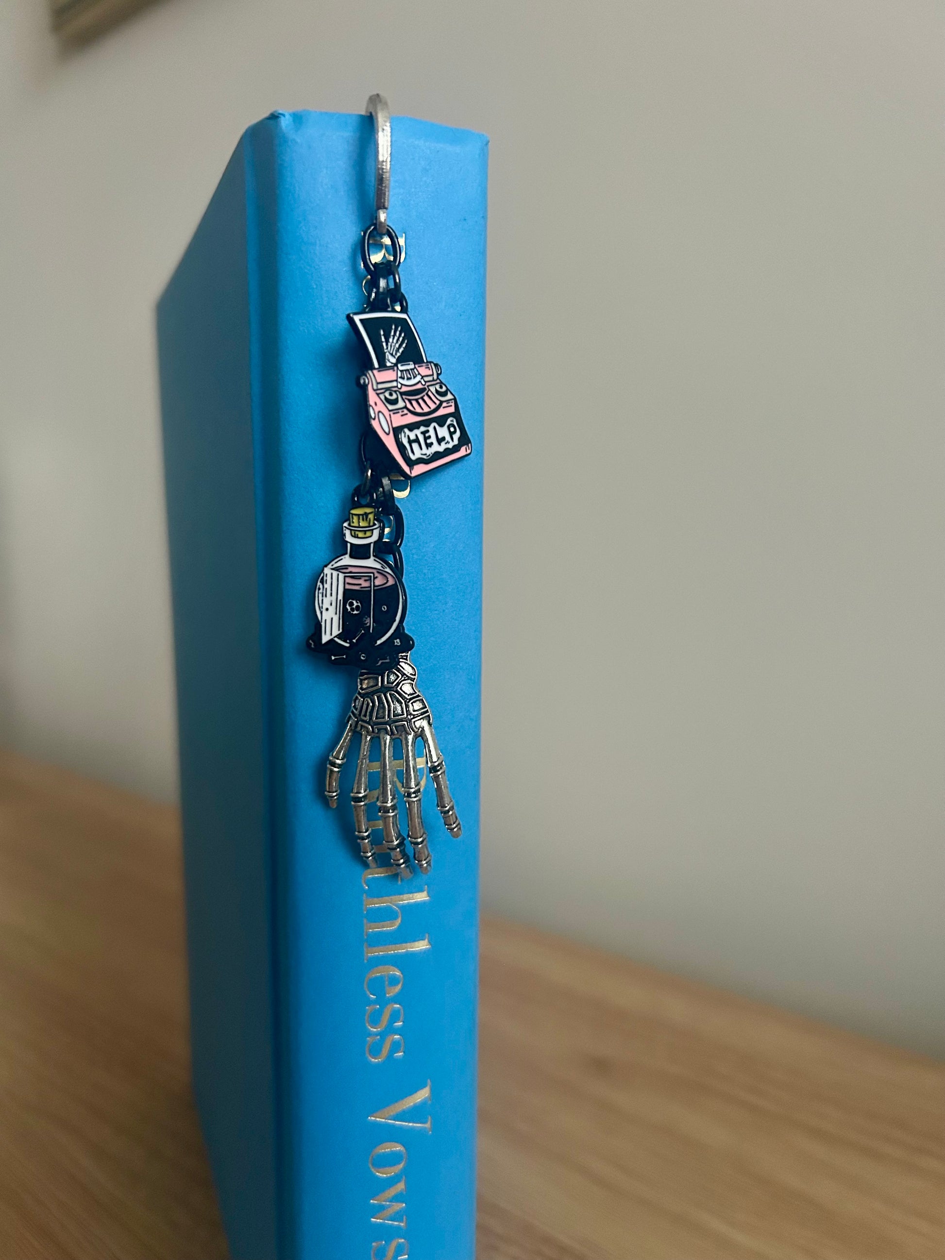 Skeleton Writer Bookmark-2
