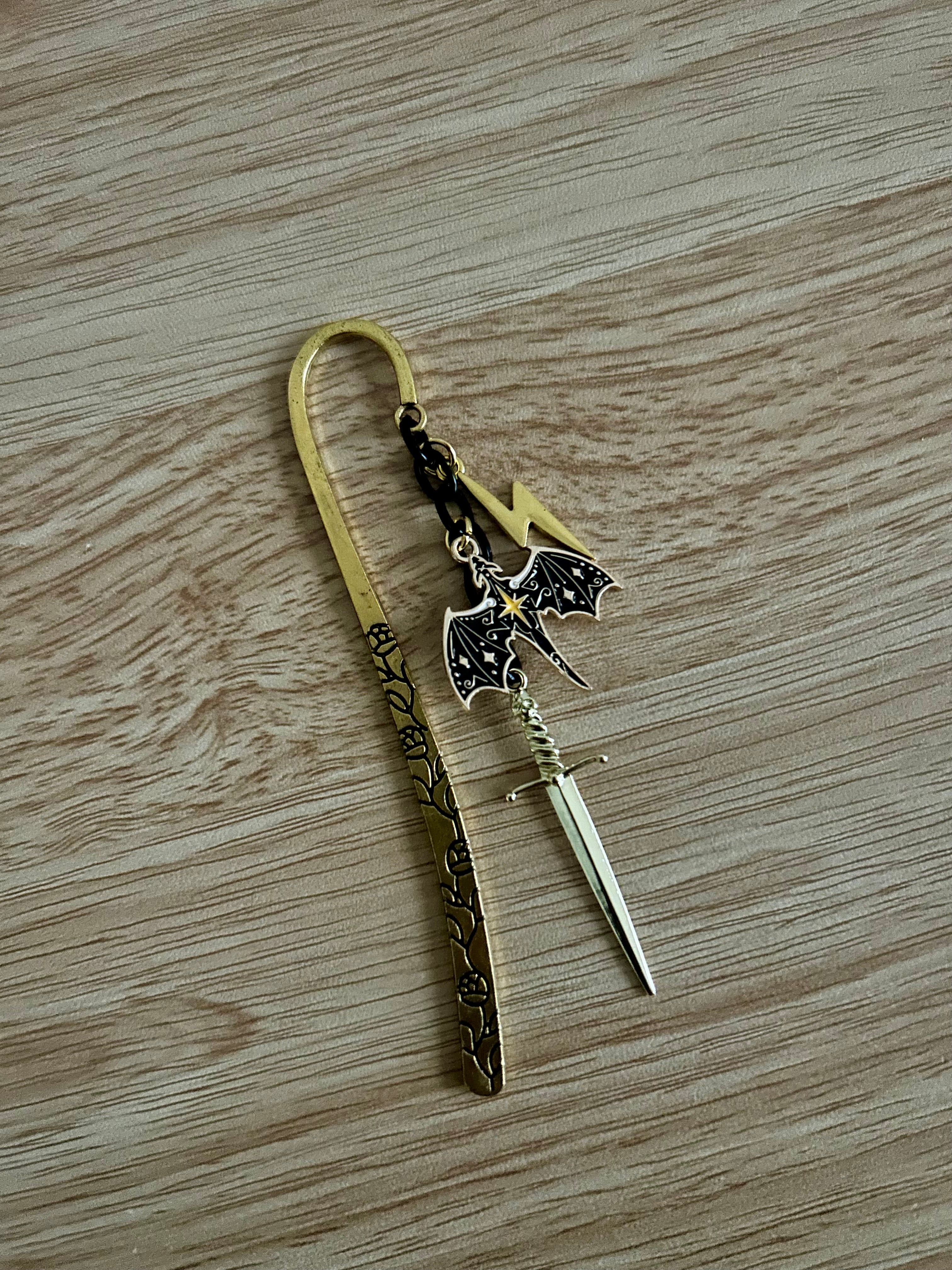 Deluxe Tairn Bookmark-zoom-1