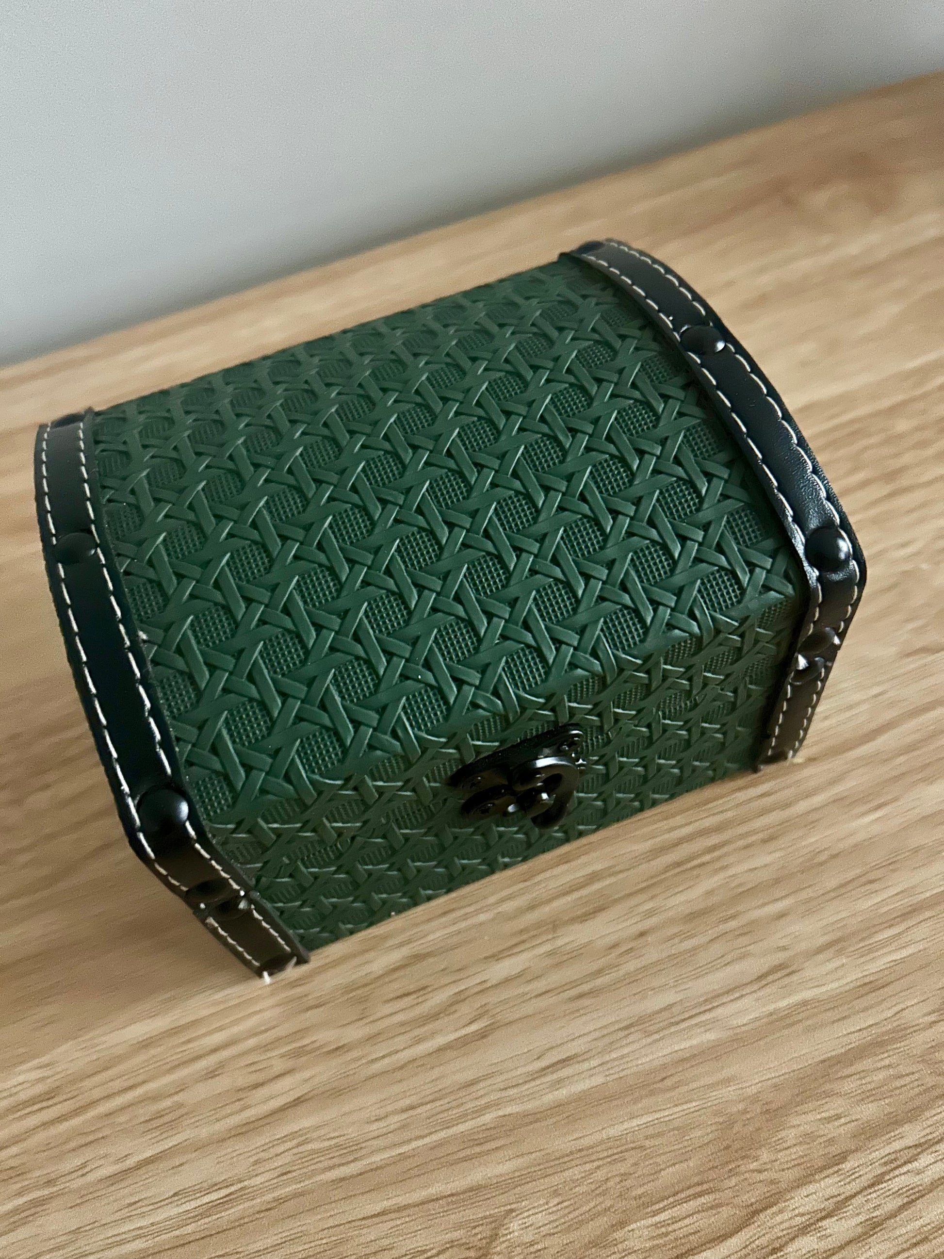 The Serpent’s Secrets - Trinket Chest with Potions-5