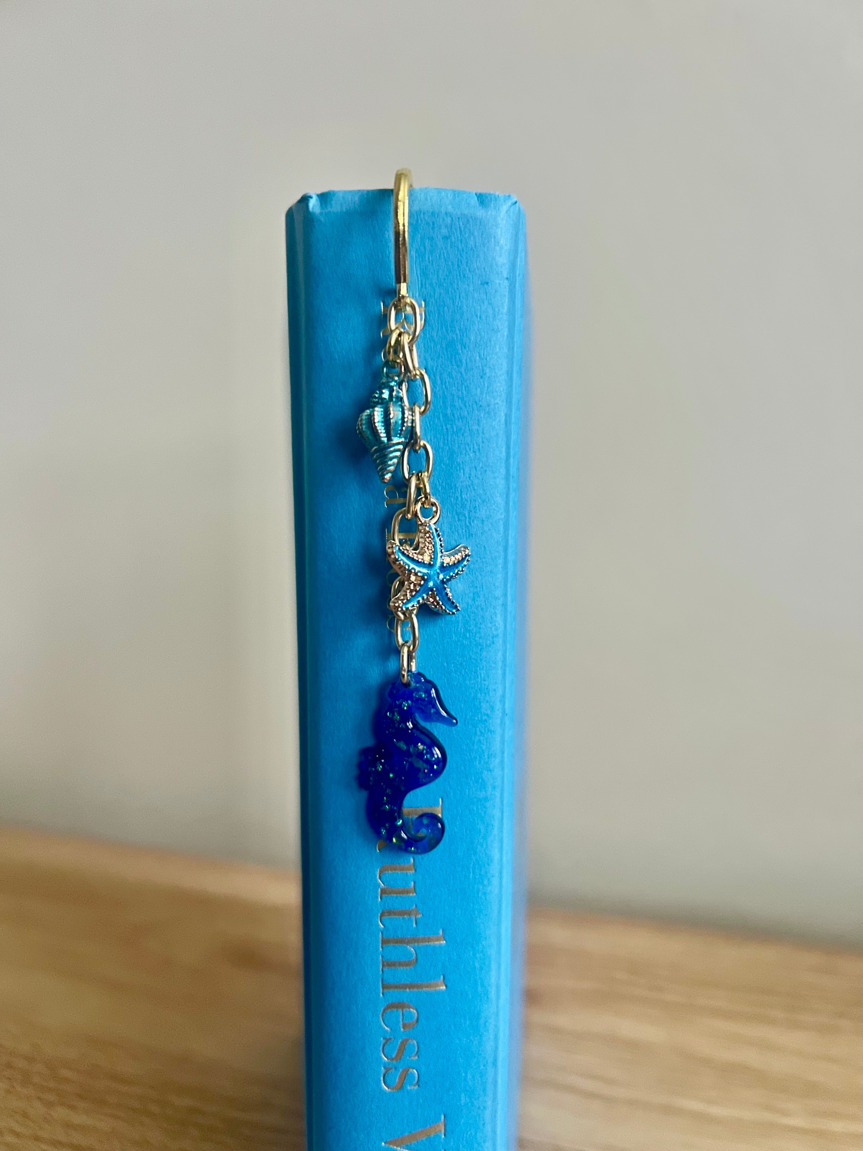 Sapphire Seahorse-zoom-2