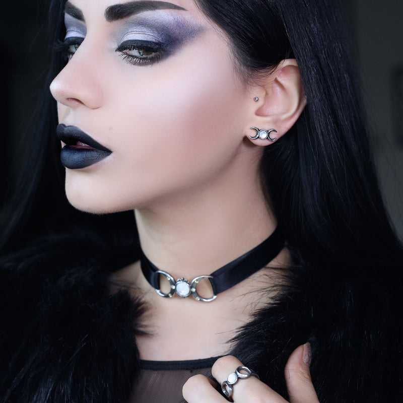 Maiden-Mother-Crone Choker-zoom-