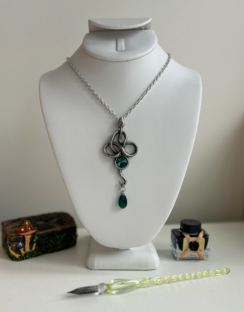 Serpent's Ambition Necklace-zoom-
