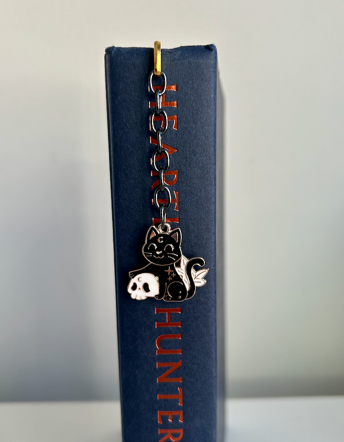 Skull Cat – Witchy Familiar Charm Bookmark